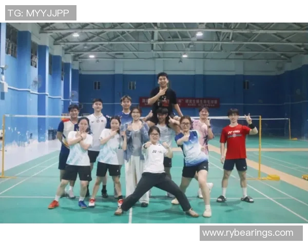 武汉羽毛球队的节奏与风采：聚焦羽毛球运动的魅力与发展